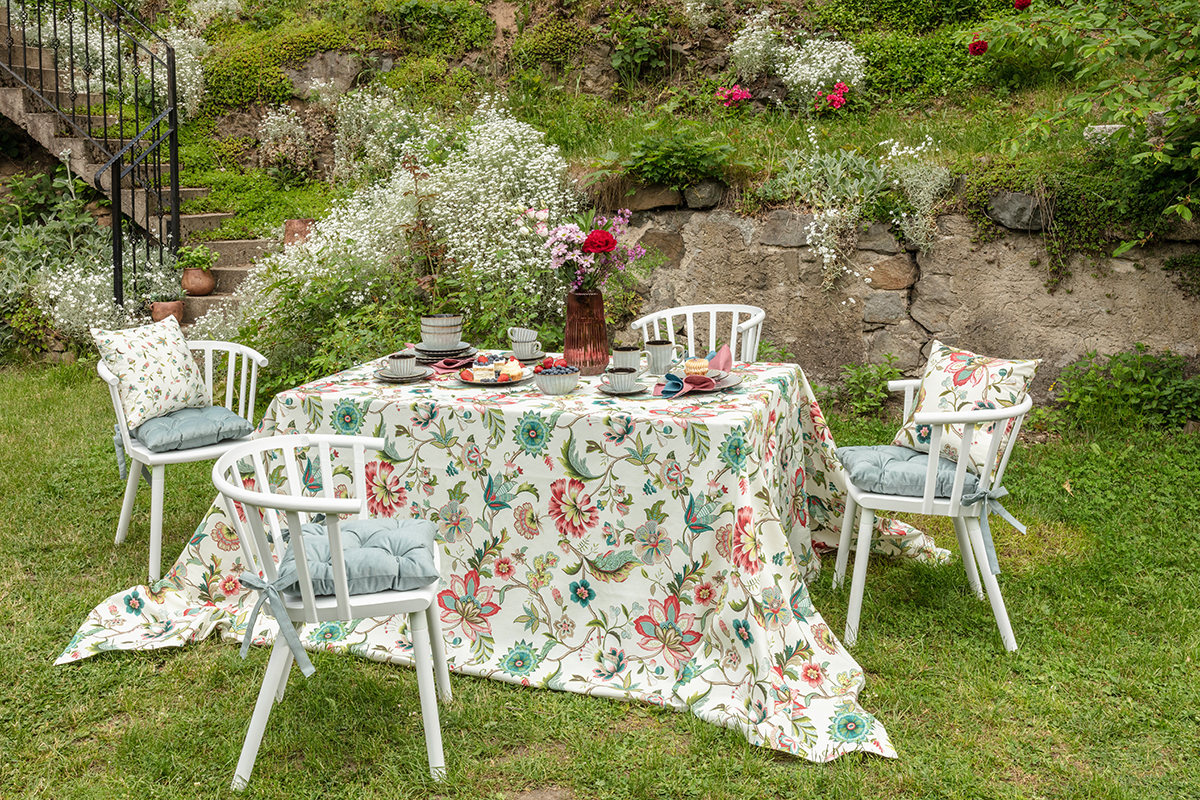 Romantic Garden