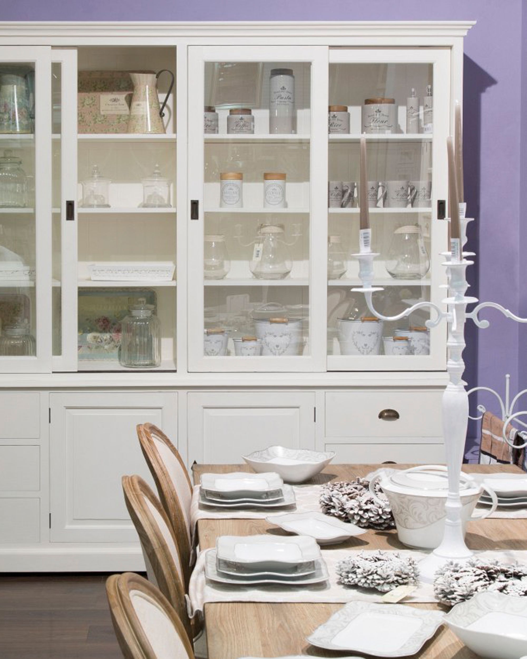 Vaisselier Brighton 240x45x240cm white (hover)