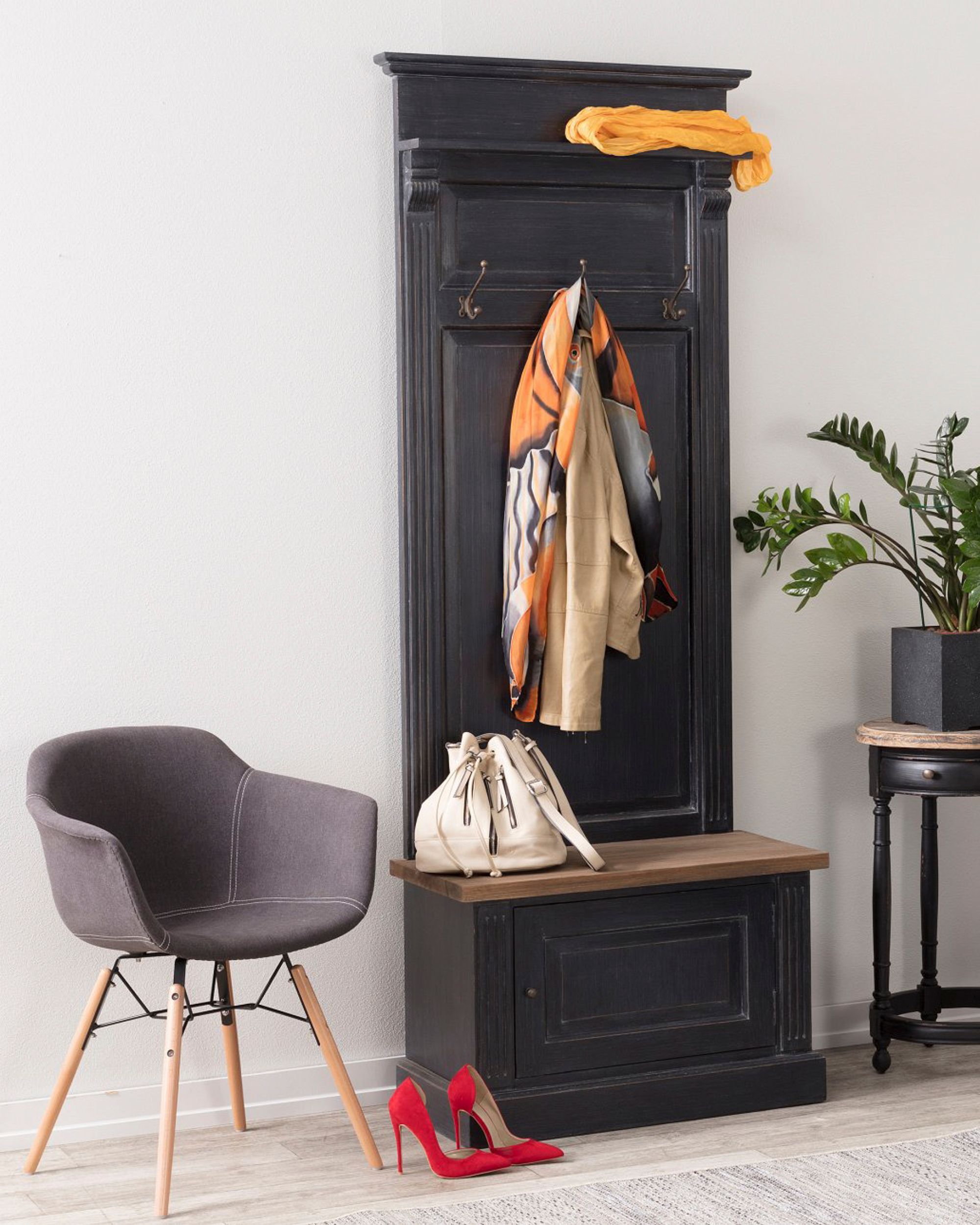 Portemanteau et porte-chaussures Bradford 79x45x210 old black & natural (hover)