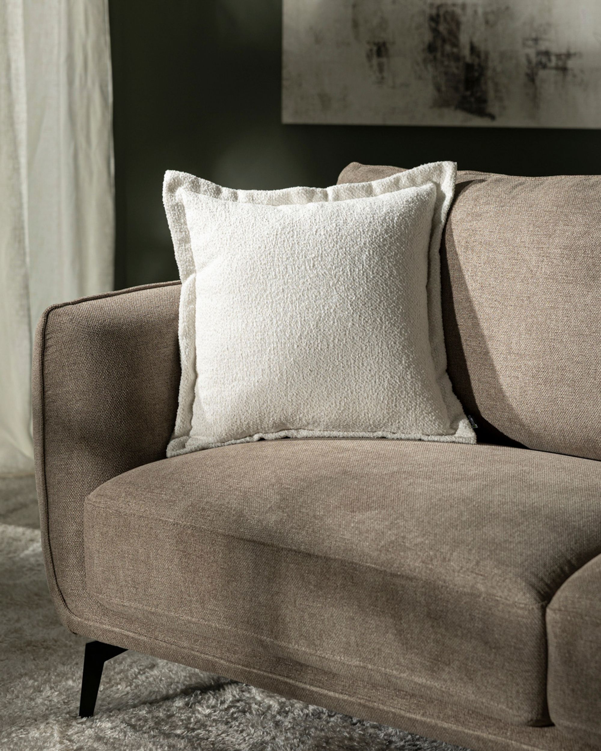 Housse de coussin Mona couleur blanc tissu tresse (hover)
