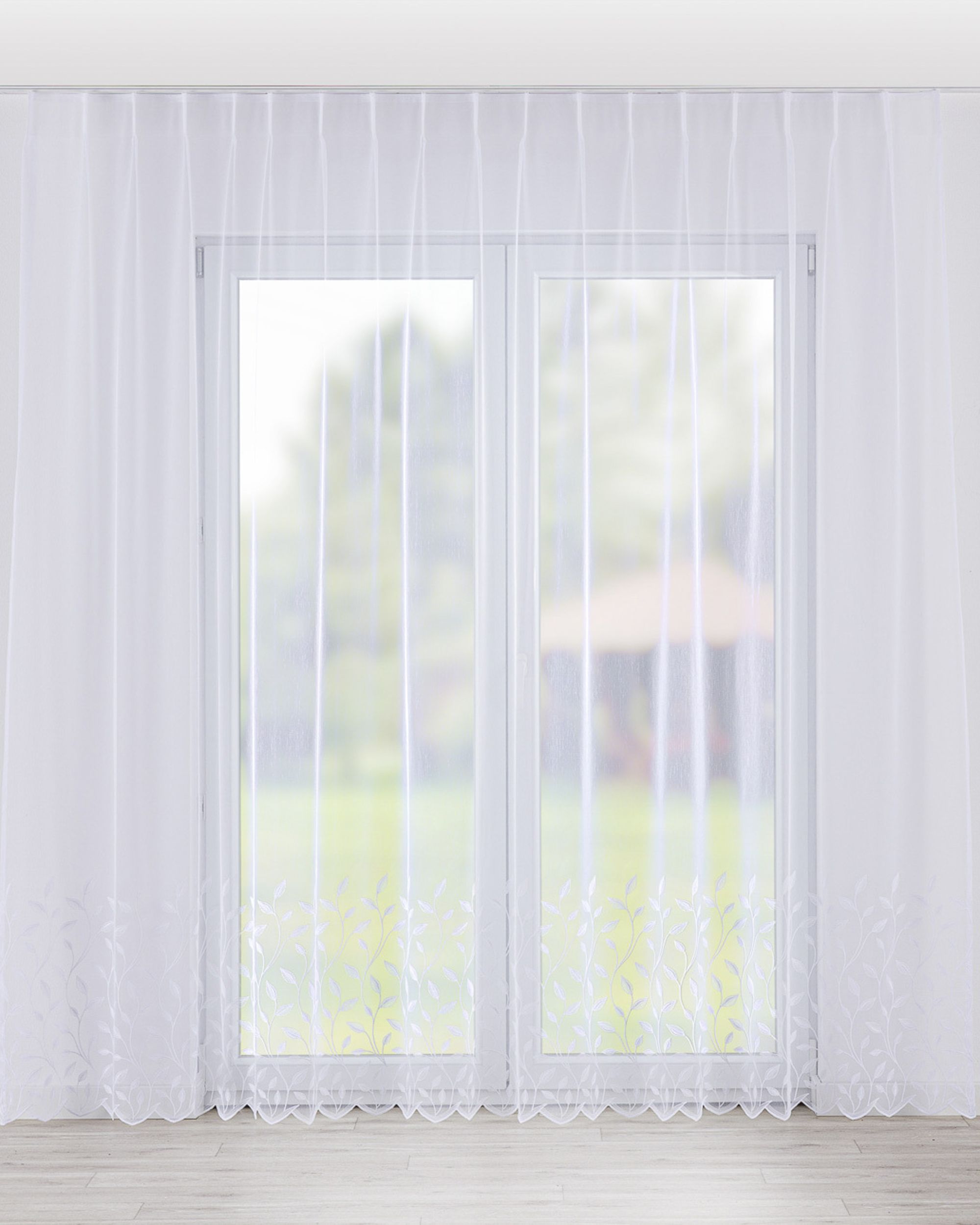Voilage sur les crochets flex simples couleur blanc tissu semi-transparent, tresse, à motifs