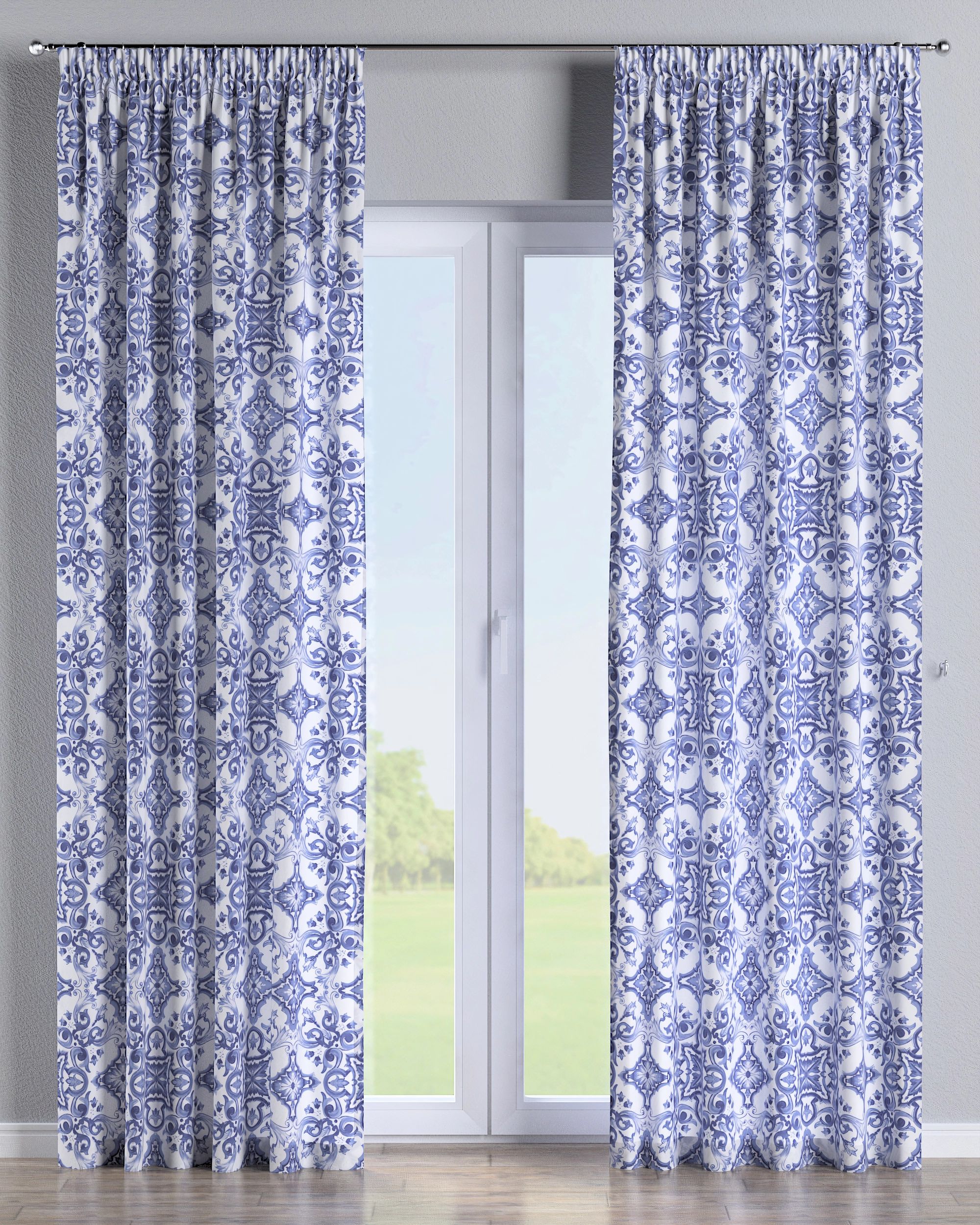 Rideau sur un ruban fronceur 1 pièce couleur bleu tissu à motifs