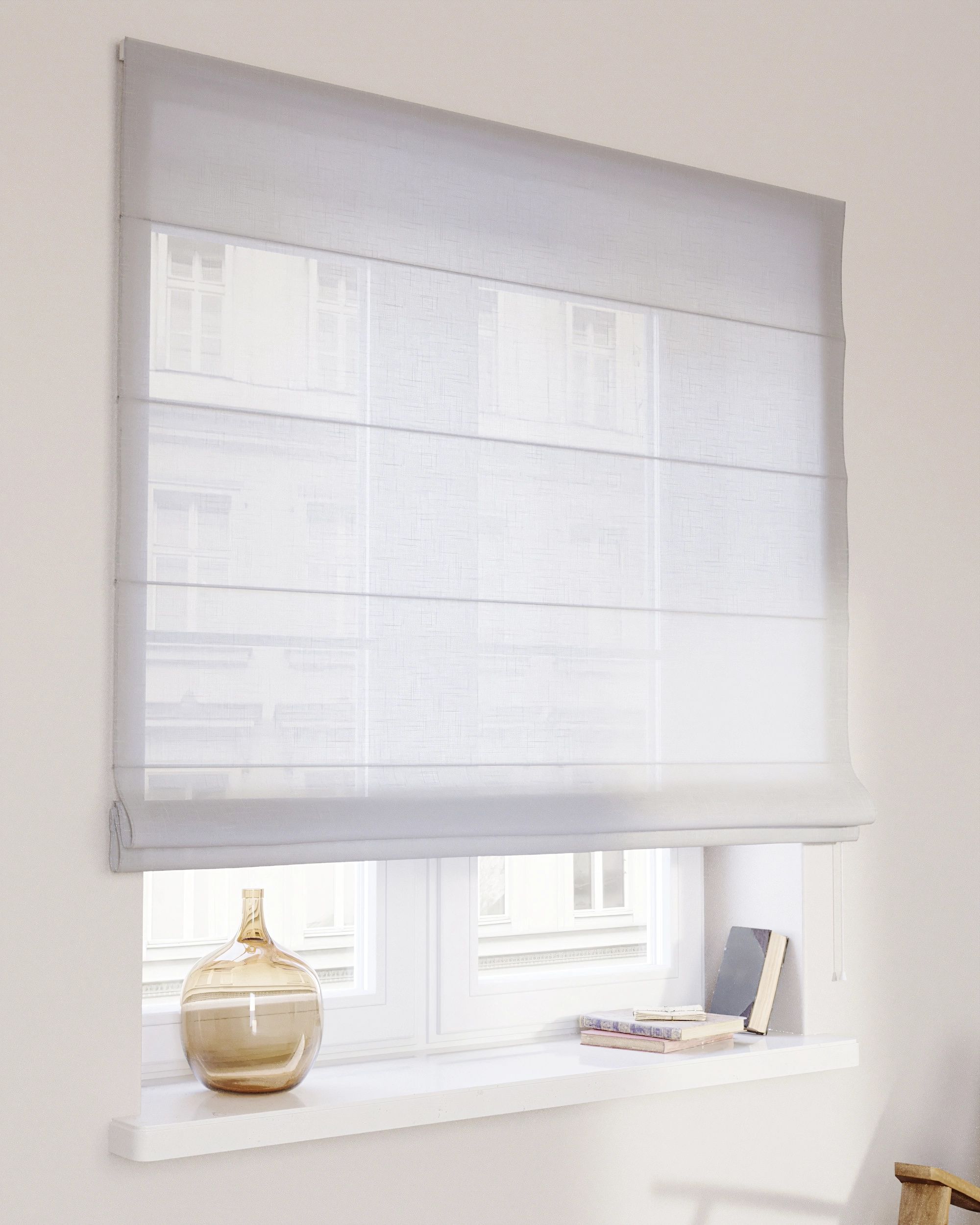Store romain Capri couleur crème tissu semi-transparent, tresse